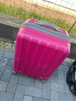 Koffer Flugzeug / Reise  80-84 L pink guter Zustand Hessen - Kassel Vorschau