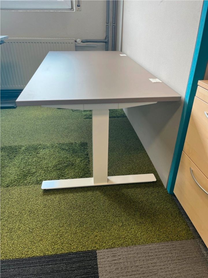 K+N Active.T 160x80cm elektrisch höhenverstellbarer Schreibtisch in Wiesloch