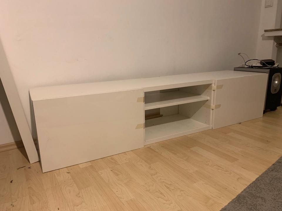IKEA Wohnkombi Besta TV-Bank, Kallax mit Vitrine (Top-Zustand) in Bielefeld