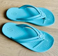 Iconic Crocs Comfort Badeschlappen Zehen Sandalen türkis W5 34 35 Nordrhein-Westfalen - Würselen Vorschau