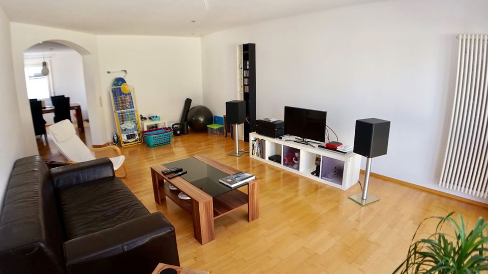 Wunderschöne 3 Zimmer Etagenwohnung in Offenburg-Zell-Weierbach in Offenburg