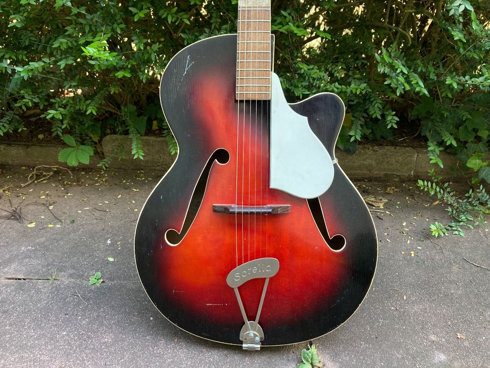 Gitarre Framus Sorella, Jazz Schlag-Gitarre, Vintage in Stuttgart