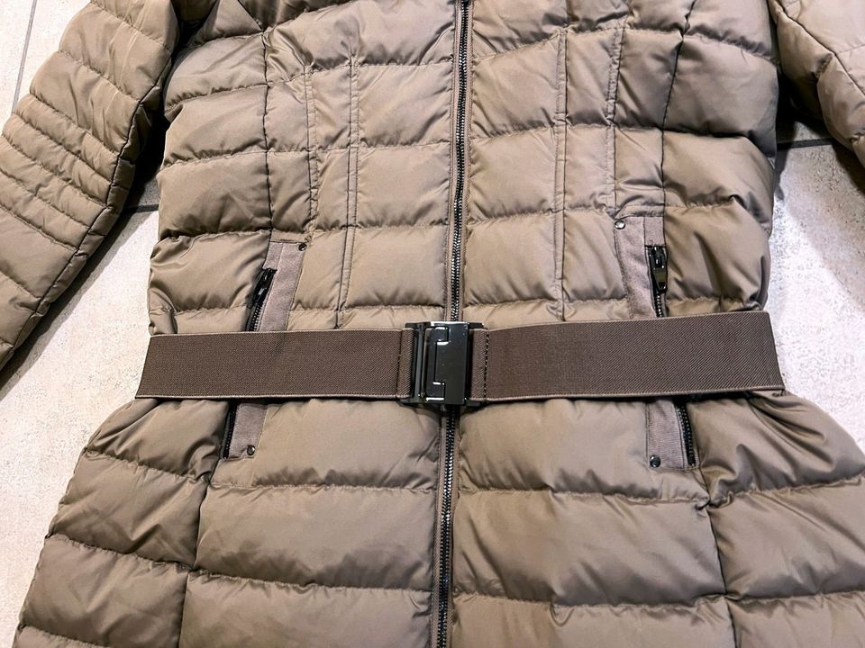 Esprit Damen Winterjacke 42 NEU Steppjacke Jacke Steppmantel in Meiningen