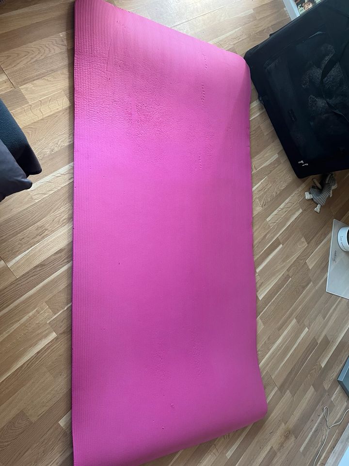 Yoga Pilates Fitness Matte 196x98x2cm in Erlangen