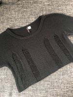 Kurzer moderner Pullover schwarz M 40/42 Bayern - Oberviechtach Vorschau