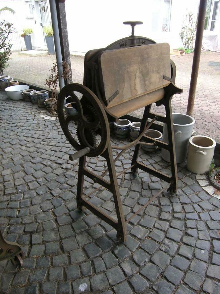 gartendekoration-uralt zu verk. in Limburg