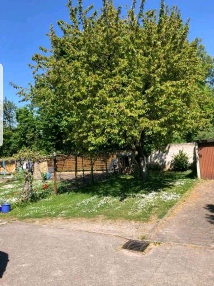 Gepflegtes Zweifamilienhaus mit Garten und 3 Stellplätzen in Nordrhein