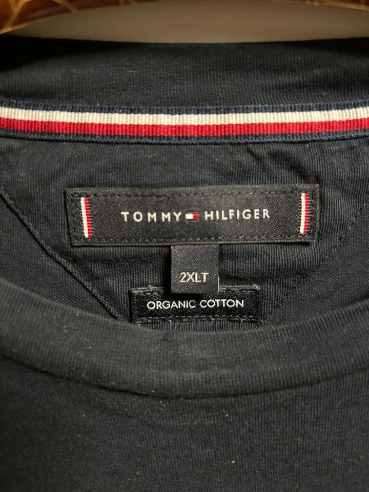 Tommy Hilfiger T-Shirt in Landau a d Isar