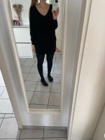 (Pullover-)Kleid mit V-Ausschnitt im Oversized-Look Düsseldorf - Bilk Vorschau