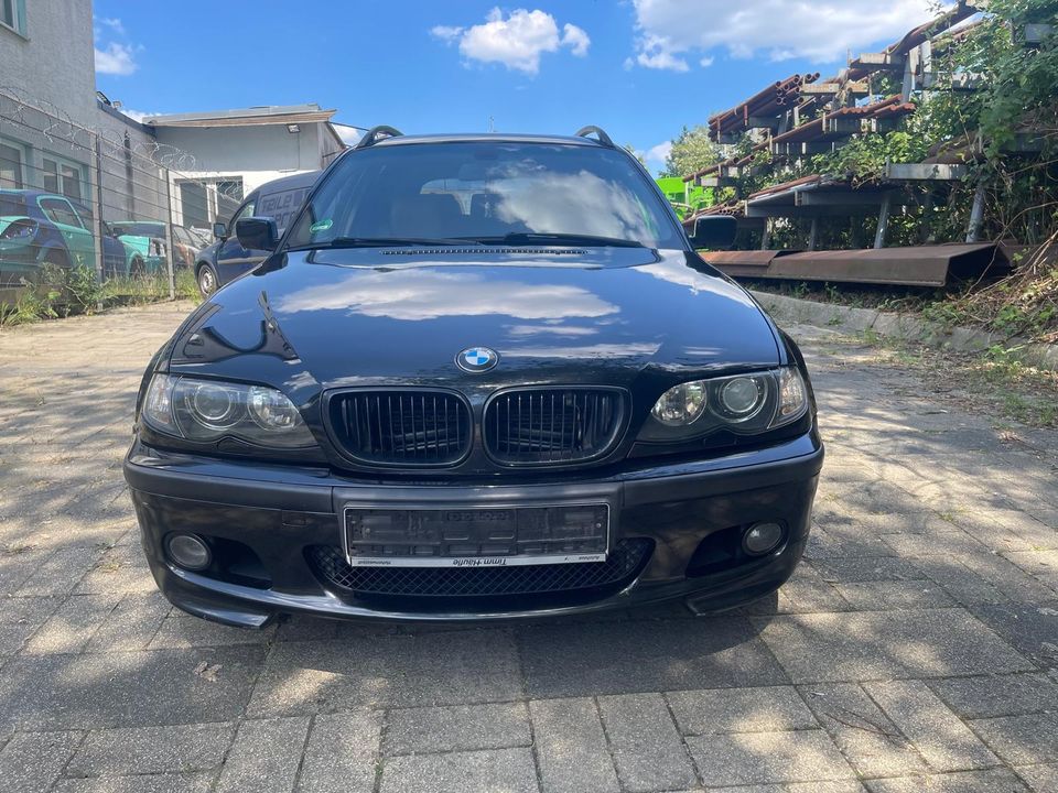 Bmw 325i Touring e46 M-Paket-SMG Tüv 2-2026 in Bochum