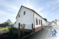 IK | Hütschenhausen: Teilsaniertes Einfamilienhaus mit Garten Rheinland-Pfalz - Hütschenhausen Vorschau
