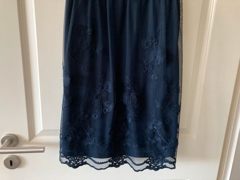 Esprit Kleid nachtblau in S, gut geeignet für Feierlichkeiten, S in Bernau