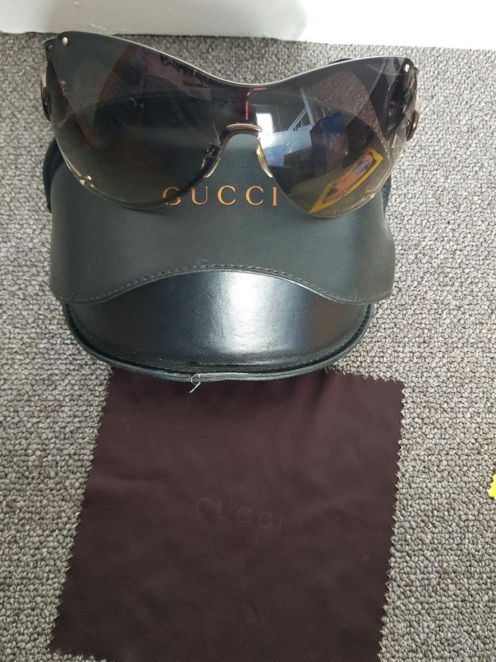 Gucci Sonnenbrille! in Sarstedt