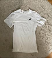 Nike Tee T-Shirt Oberteil Düsseldorf - Garath Vorschau