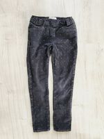 H&M Hose gr. 122 6 7 Jahre grau cord glitzer sterne silber jeans Nordrhein-Westfalen - Mönchengladbach Vorschau