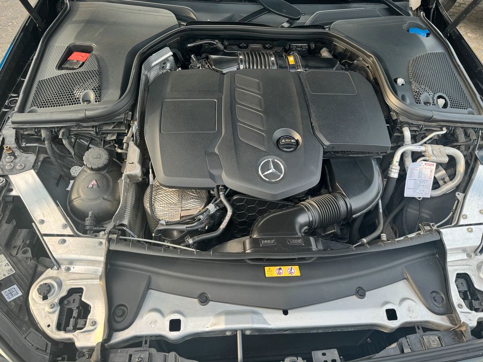 Mercedes Benz E Klasse 200 Tüv neu ,Garantie in Köln