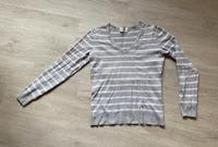 C&A Pullover, Größe S, Grau mit weiß Querstreifen Niedersachsen - Himmelpforten Vorschau