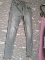 Jeans von Superdry Tyler Slim 03 wide Leg 29/34 Hessen - Büdingen Vorschau