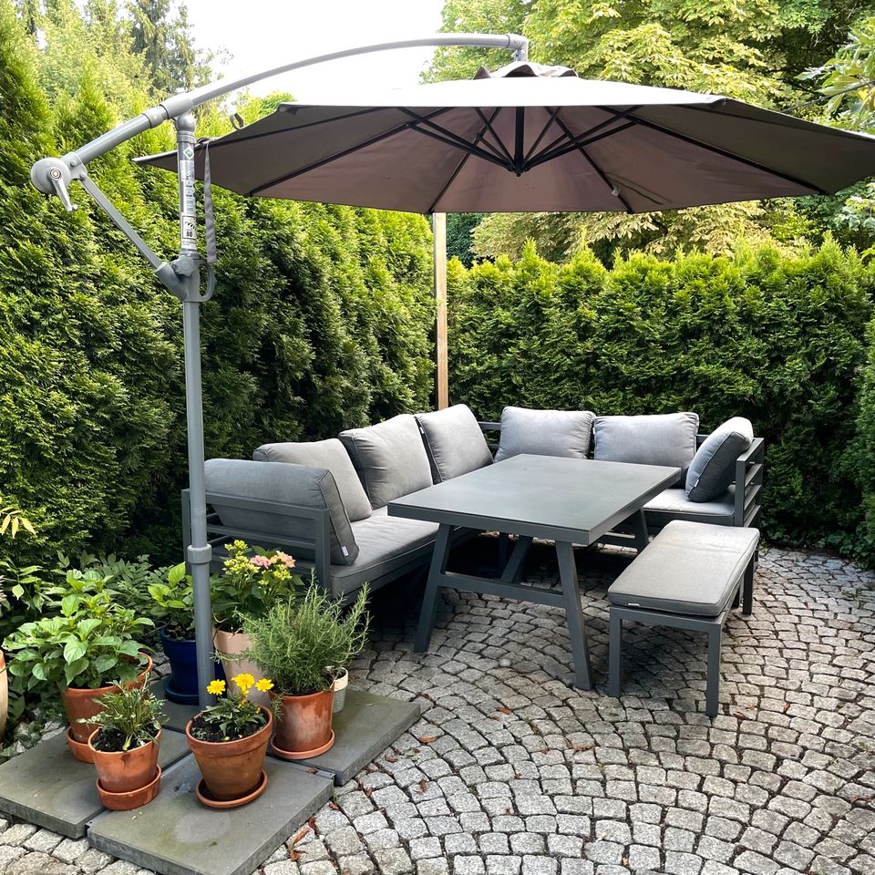 Loungemöbel Gartenmöbel Gartentisch Bank Stuhl Sofa Tisch in Bad Schussenried