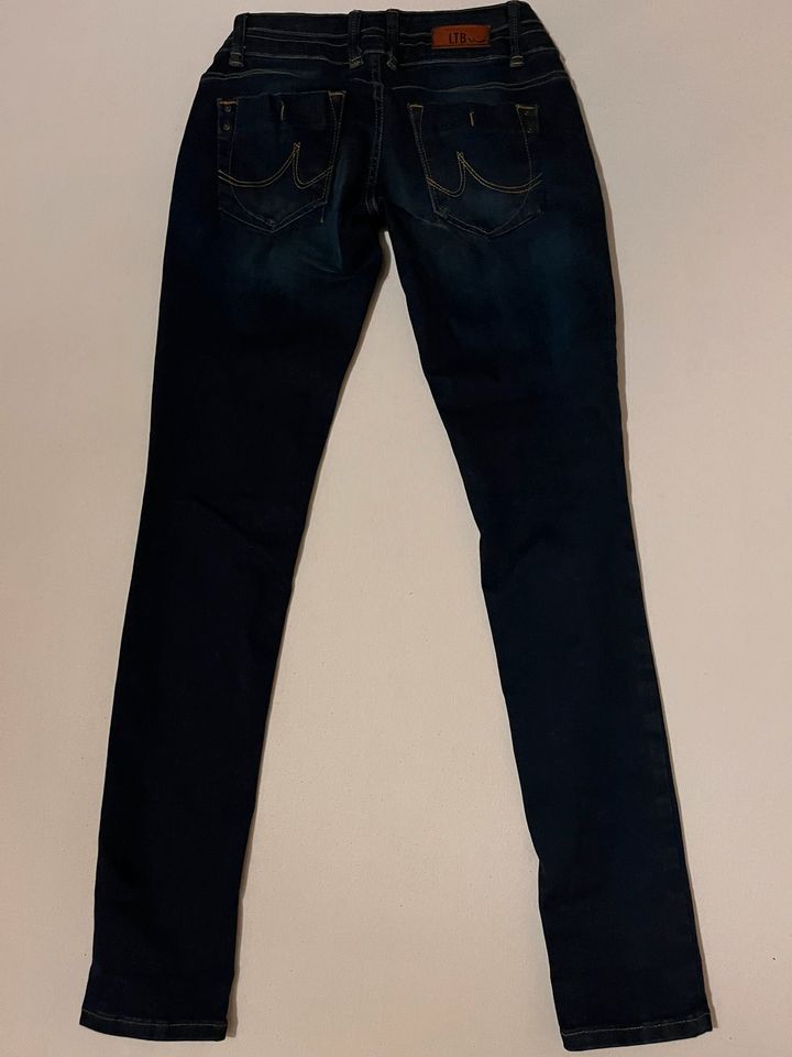 LTB Jeans Julita X neu 27/30 in Hamburg