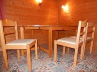 Tisch und Stuhl (3 Stühle) von Ikea Kr. Altötting - Marktl Vorschau