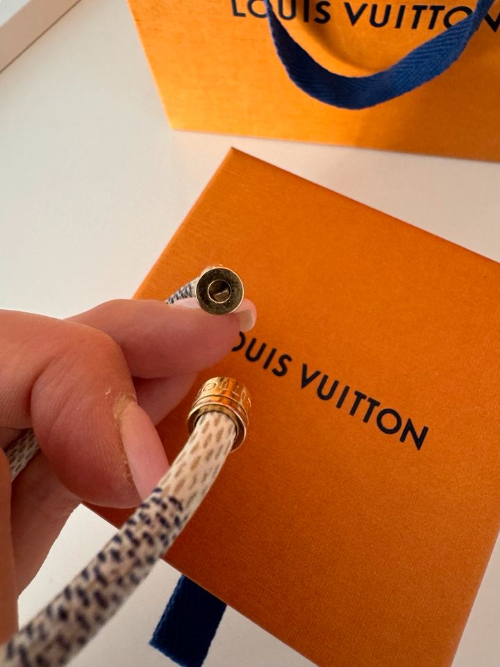 Louis Vuitton Armband Keep it Damier Azur Gr. 19 Original in Forst