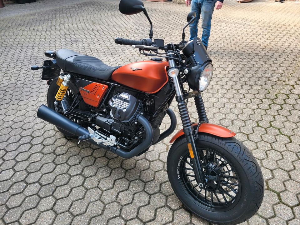 Moto Guzzi v9 Bobber Sport in Bornheim