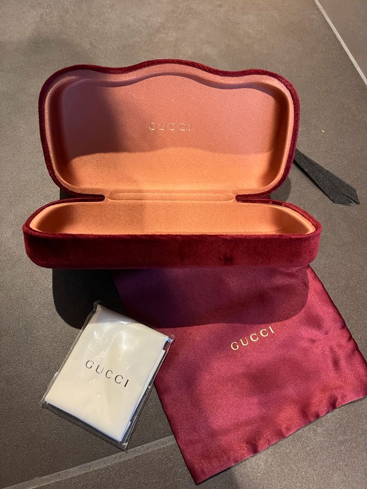 Gucci Brillenetui neu! Groß! Brille in Wandsbek - Hamburg Volksdorf | eBay  Kleinanzeigen ist jetzt Kleinanzeigen