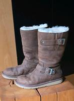 UGG Kensington Boots Gr. 38 braun Nordrhein-Westfalen - Ratingen Vorschau