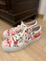 Halbschuhe Schuhe Sneaker Blumen Kennel & Schmenger 39/40 Leipzig - Liebertwolkwitz Vorschau