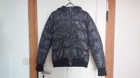 Daunenjacke Winterjacke Adidas Originals grau mit Muster Hessen - Darmstadt Vorschau