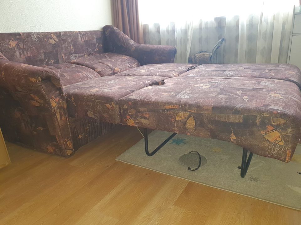 Schlafcouch / 2er Sofa 180 breit in Ratingen