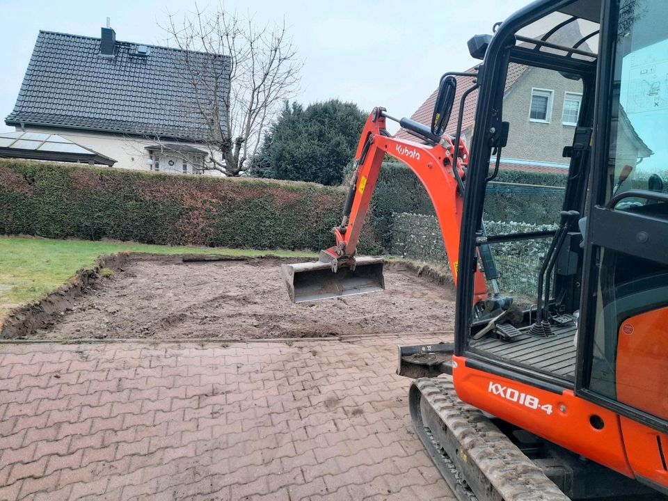 Mieten -Bagger Minibagger Kubota KX019-4-Pool Erdarbeiten in Brieselang