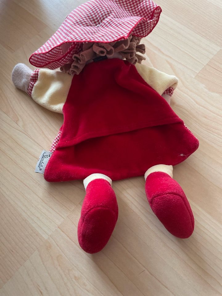 Rotkäppchen Handpuppe Sterntaler in Kurtscheid