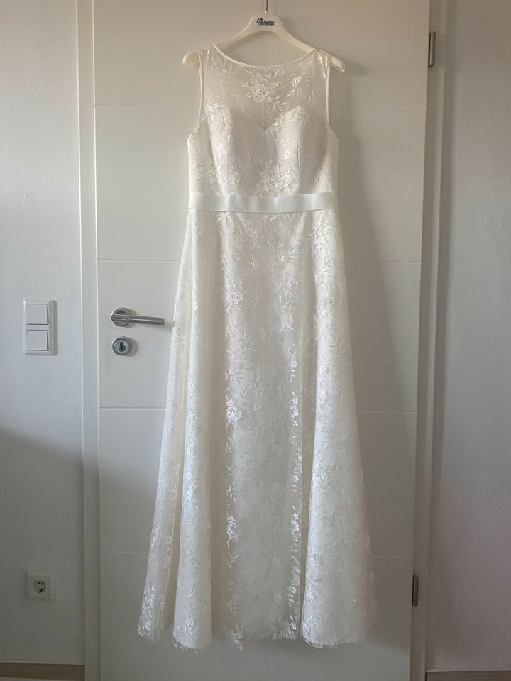 Hochzeitskleid Brautkleid Kleid ivory Größe 38/40 in Ahlen