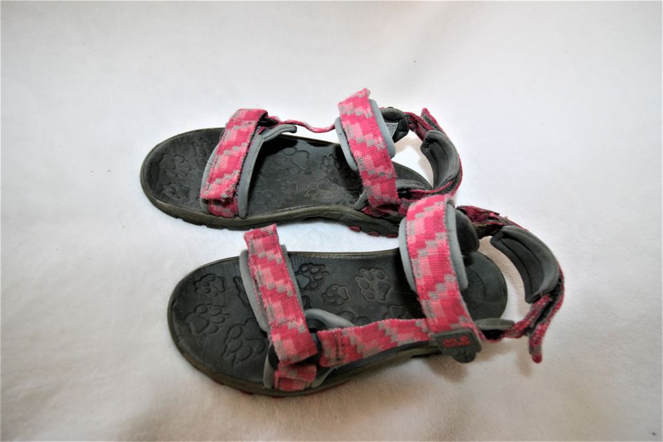 Sandalen Trekkingsandalen Outdoor Jack Wolfskin Gr.33 innen 22cm in Theismühlen