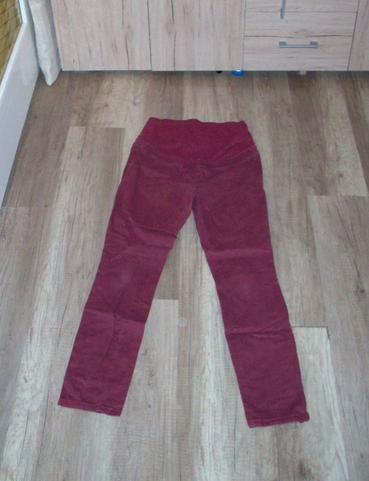 Umstandshose Jeans von Bonprix - Weinrot Bordeauxrot - Gr 38 M in Schönbach