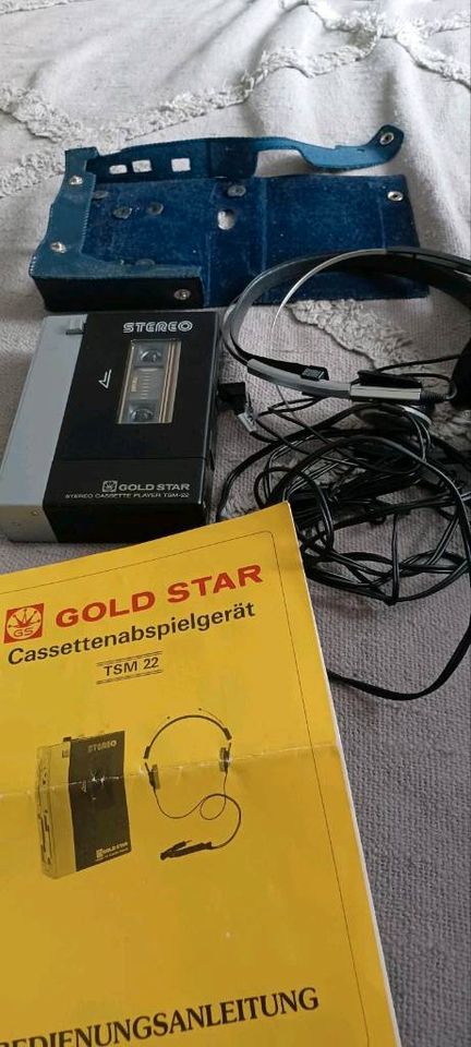 Goldstar TSM-22 Walkman Tragbarer Kassettenspieler mit Tasche in Moers