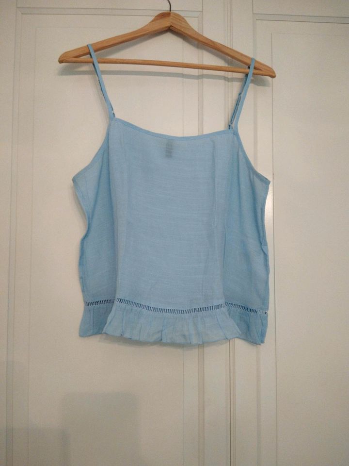 Neu!!! Sommer-Top hellblau gr 42, H&M, Baumwolle in Wedemark