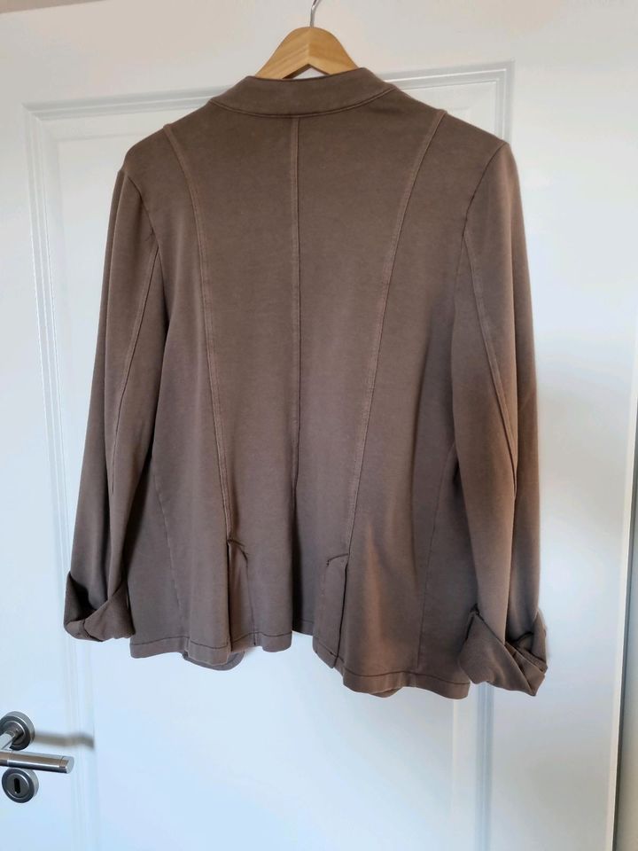 Sweatshir Blazer braun Gina Gr 40 II in Hohenwestedt