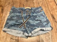 Shorts, blau Camouflage von Timezone, Gr. 26 Schleswig-Holstein - Bargteheide Vorschau