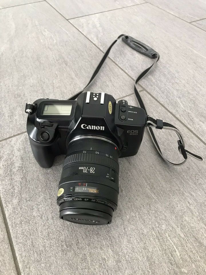 Canon EOS 650 in Nürnberg (Mittelfr)