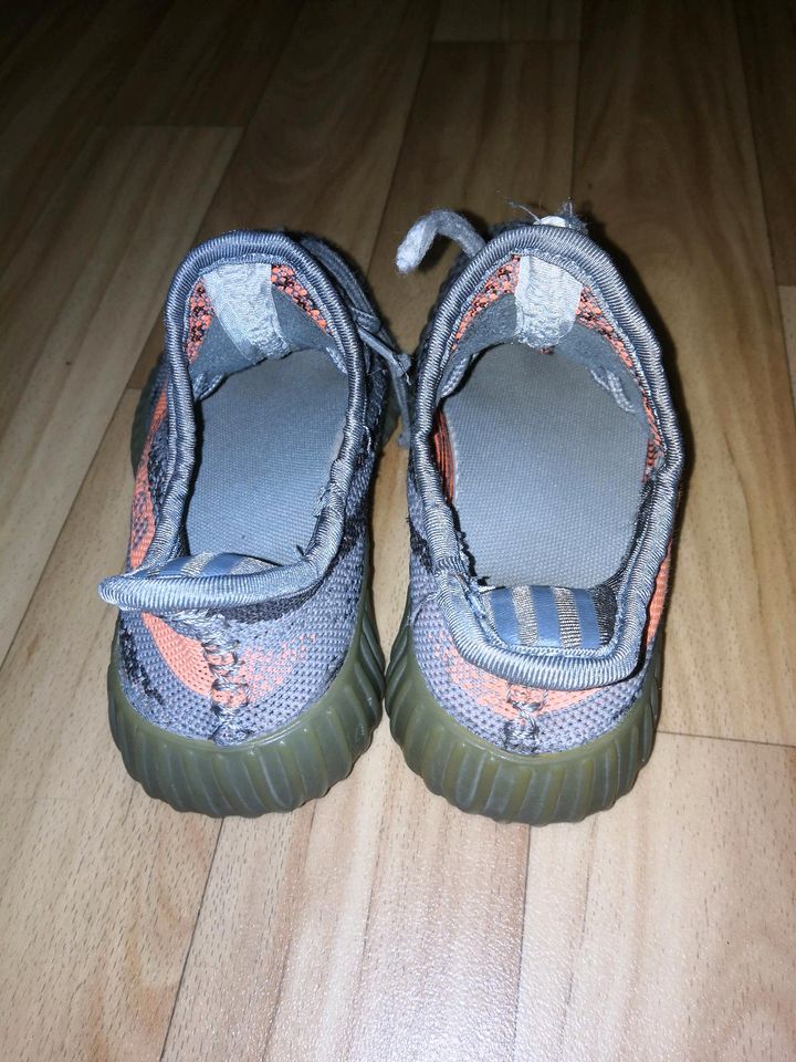 Adidas Kinder Schuh sply-350 Größe 32 in Brieselang