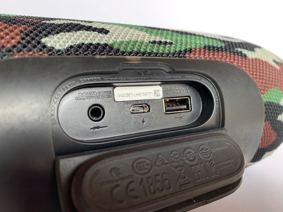 JBL Charge 3 Bluetooth Lautsprecher camouflage in Neckarbischofsheim