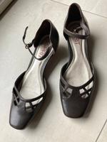 Damen Schuhe Leder Riemchen Esprit ungetragen Niedersachsen - Wolfsburg Vorschau