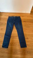 Blaue Jeans von Esprit Größe 32 Hessen - Idstein Vorschau