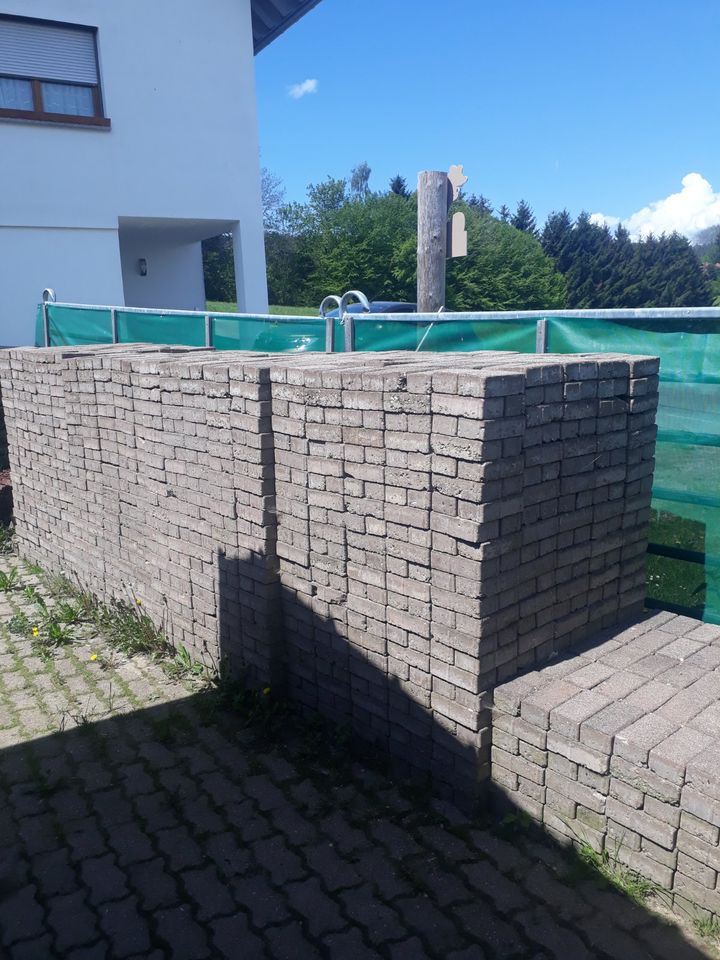 Beton Rechteck Verbundsteine braun gebraucht in Herrischried