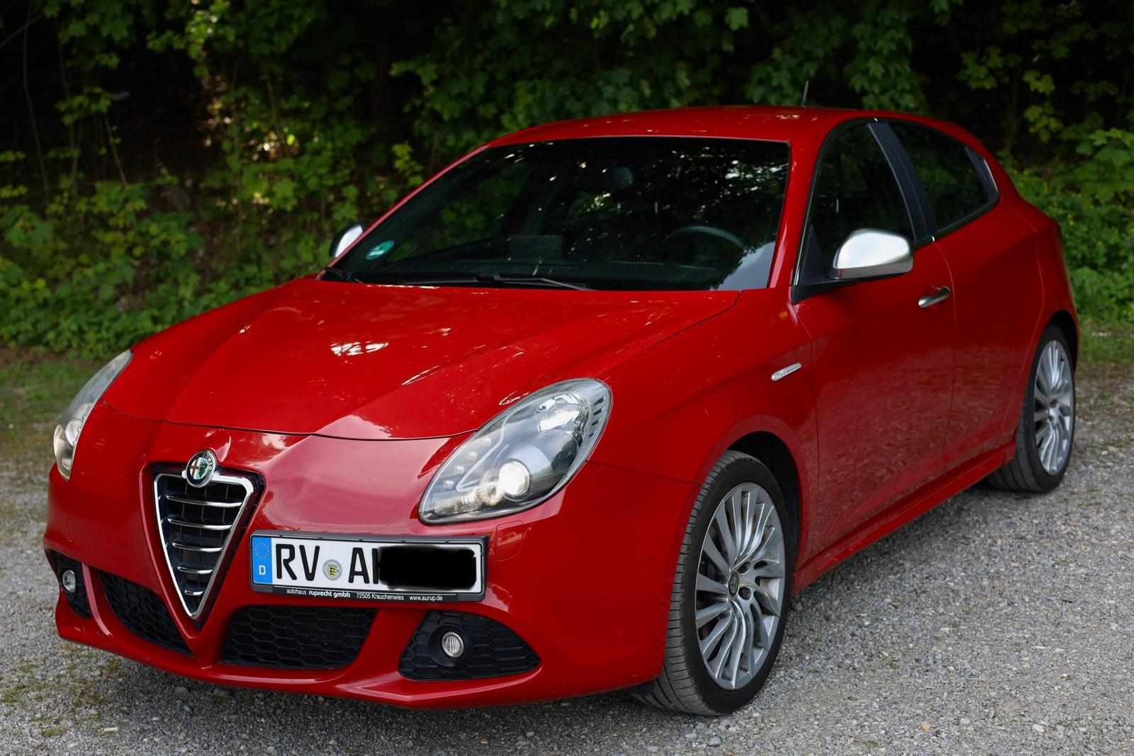 Abbildung des Autos Alfa Romeo Giulietta 2.0…