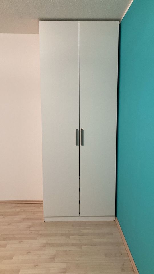 Kleiderschrank Ikea 1m x ca. 2,40m x 0,6m in Pörnbach