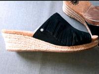 UGG, Gr. 39, Pantolette, Keilabsatz, OVP, schwarz, top Nordrhein-Westfalen - Oelde Vorschau